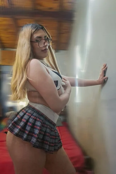 Cristal Zn (24 años) — Campana, Argentina - 1