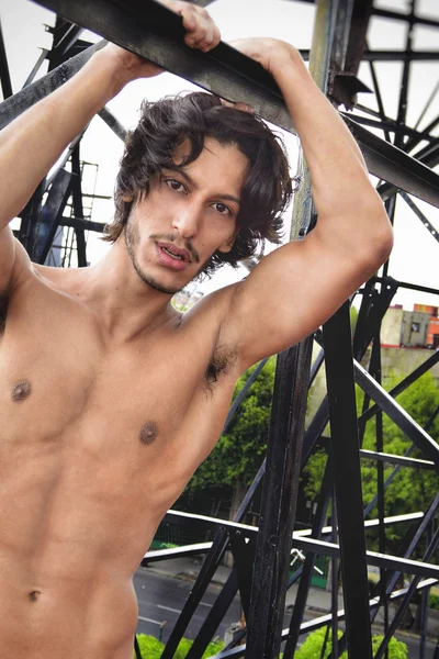 Pedro (26 years) — Ciudad de México, México - 11