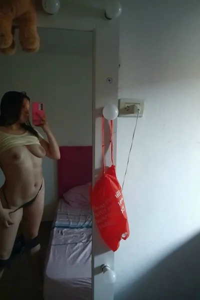 Cande (26 años) — Esteban Echeverría, Argentina - 2