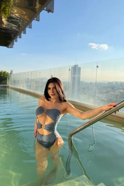 Alejandra Garcia (29 años) — Ciudad de México, México - 20