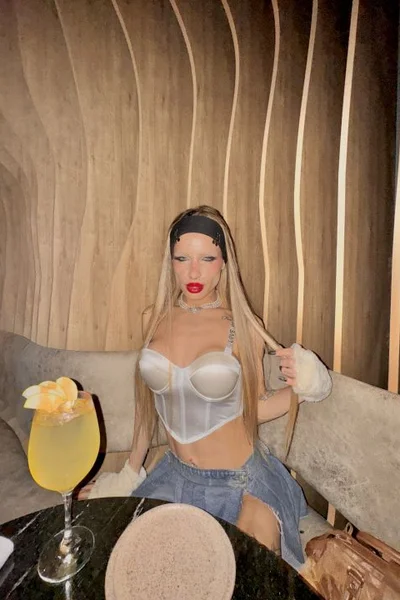 Nikkita (23 years) — Las Cañitas, Argentina - 85