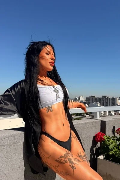 Nikkita (23 years) — Las Cañitas, Argentina - 30