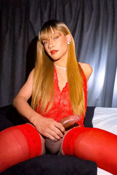 Gabryela Fiore (22 years) — Providencia, Chile - 2