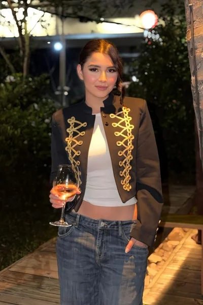 Isa bueno (24 years) — Madrid, España - 13