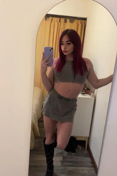Nina ZN (27 años) — San Isidro, Argentina - 12
