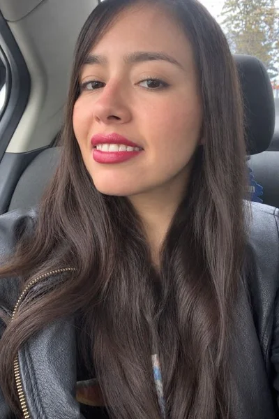 Olivia (29 years) — Las Condes, Chile - 7