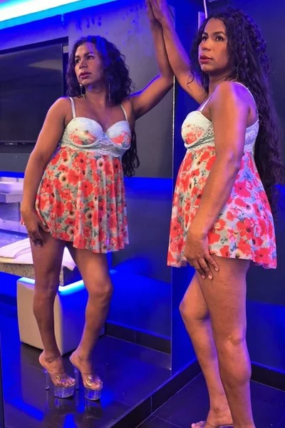 Jhoana morenita (26 años) — Villa Urquiza, Argentina - 34