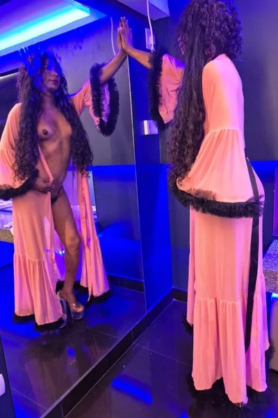 Jhoana morenita (26 años) — Villa Urquiza, Argentina - 8