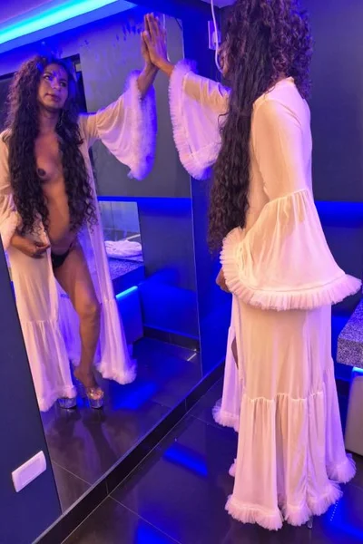 Jhoana morenita (26 años) — Villa Urquiza, Argentina - 14