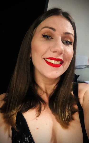 Juliana Almeida (29 años) — Florianópolis, Brasil - 4
