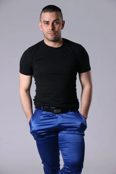 Thompson (26 anos) — Balvanera, Argentina - 11