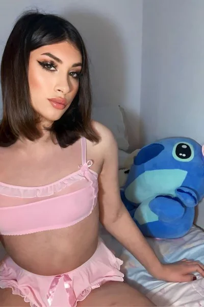 Deelfi (22 años) — Tigre, Argentina - 95