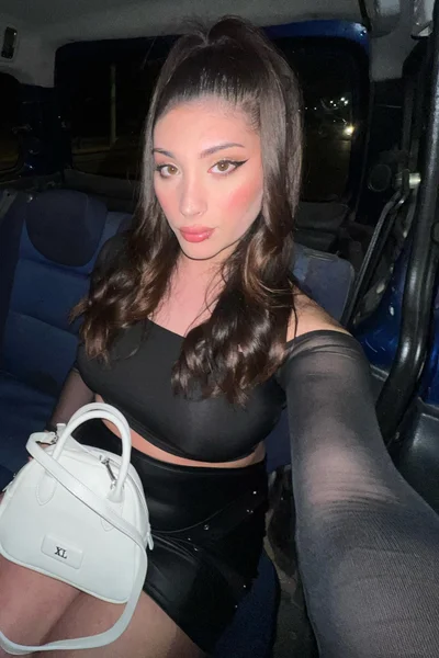 Deelfi (22 años) — Tigre, Argentina - 8