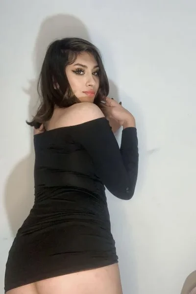 Deelfi (22 años) — Tigre, Argentina - 110