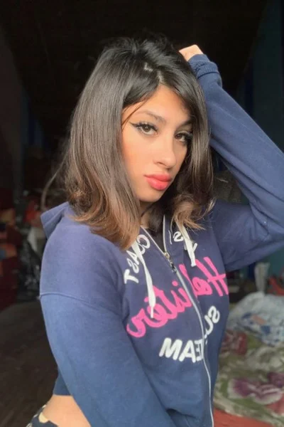 Deelfi (22 años) — Tigre, Argentina - 106