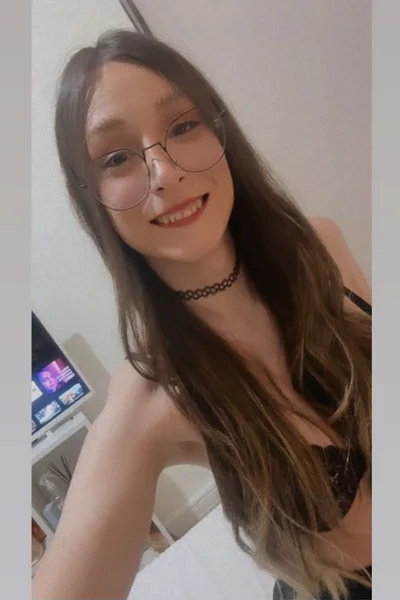 Lucia L (25 años) — Recoleta, Argentina - 21