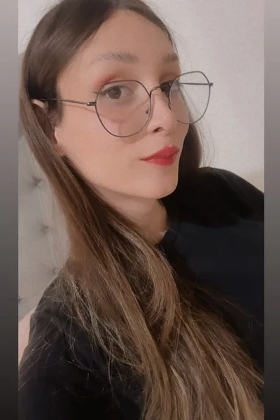 Lucia L (25 años) — Recoleta, Argentina - 22
