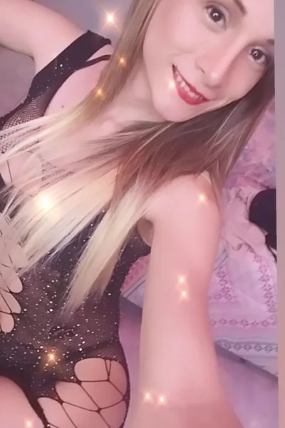 Lucia L (25 años) — Recoleta, Argentina - 42