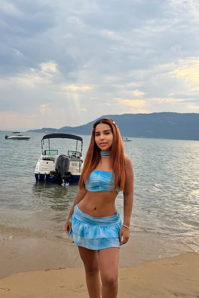 Ayla (23 años) — Palermo, Argentina - 2