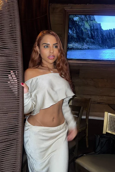 Ayla (25 años) — Palermo, Argentina - 4