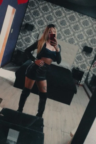 Karla Charlotte (27 anos) — Paraná, Argentina - 23