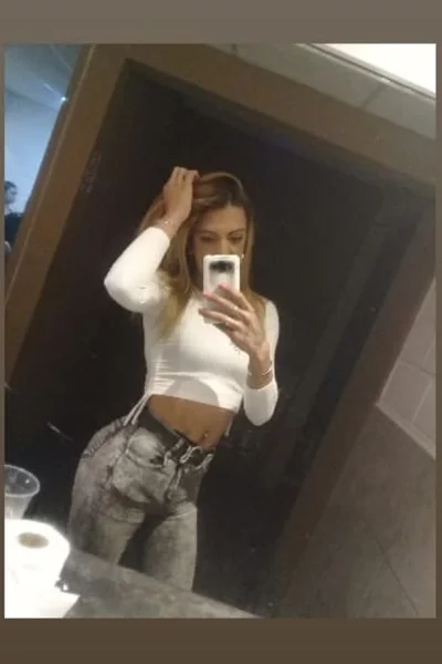 Karla Charlotte (27 anos) — Paraná, Argentina - 86