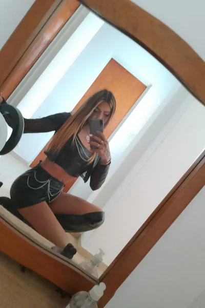 Karla Charlotte (27 anos) — Paraná, Argentina - 57