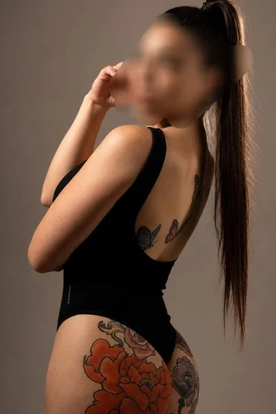 Lola (32 years) — Recoleta, Argentina - 2