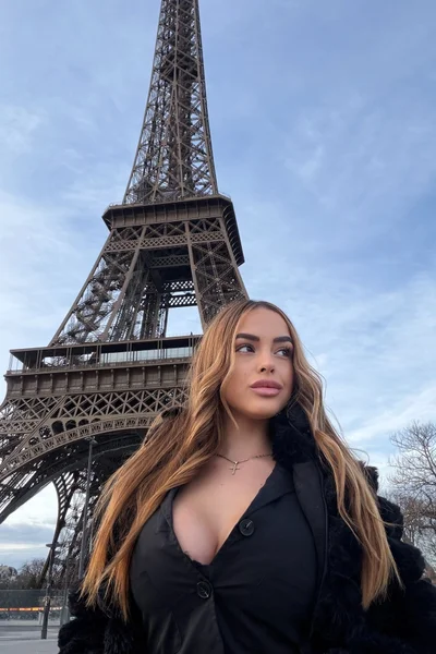 Franchesca (22 años) — Recoleta, Argentina - 10