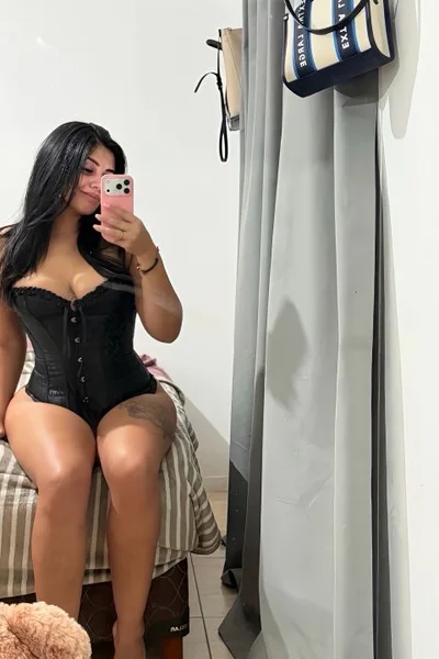 Delfina (26 years) — Ituzaingó, Argentina - 16