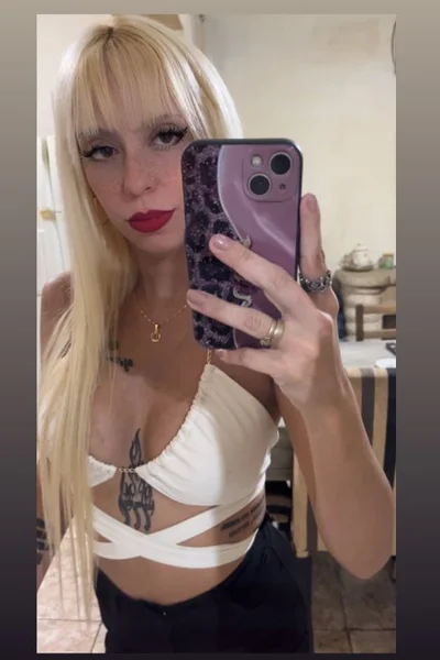 Nazarena (26 years) — Rosario, Argentina - 20