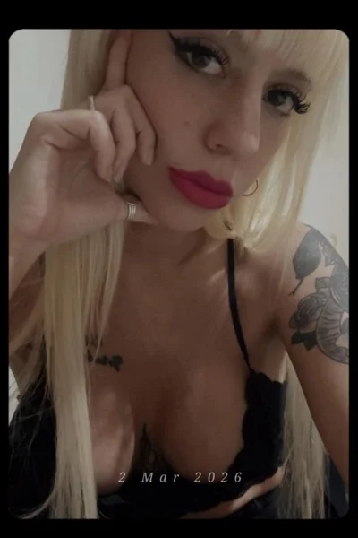Nazarena (26 years) — Rosario, Argentina - 18
