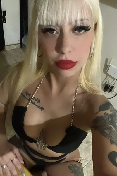 Nazarena (26 years) — Rosario, Argentina - 40