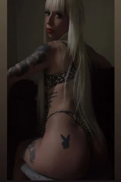Nazarena (26 years) — Rosario, Argentina - 23