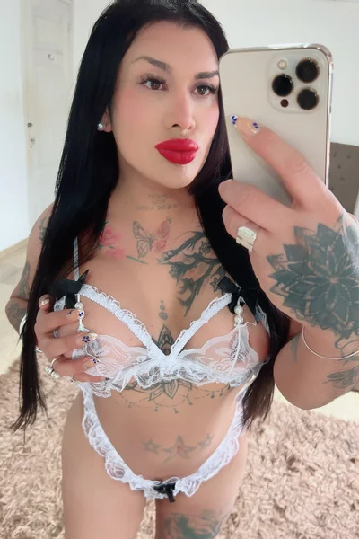 Bianca, Rosario