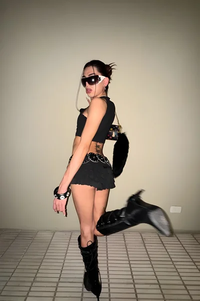Tina Vip (21 años) — CABA / Nuñez