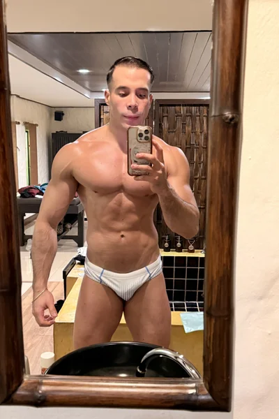 Mike (28 anos) — Madrid, España - 6