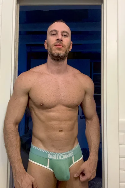 Teo (38 años) — Madrid, España - 2