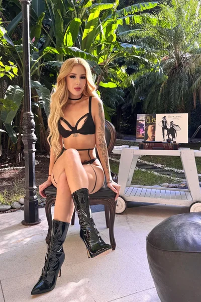 Lara (27 anos) — Recoleta, Argentina - 7