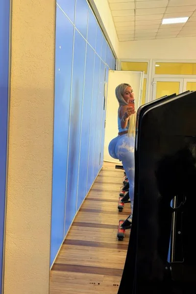 Sofi (27 años) — Moreno, Argentina - 7