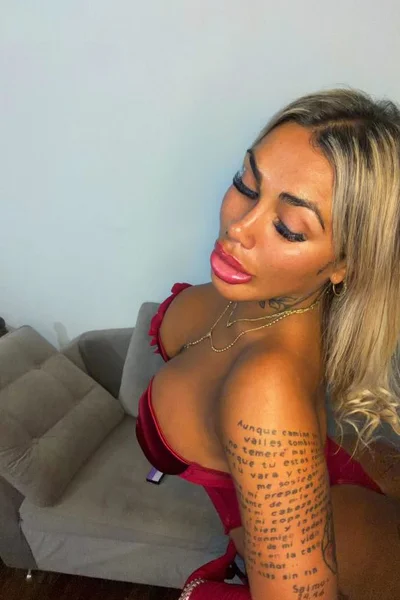 Sofi (27 anos) — Moreno, Argentina - 9