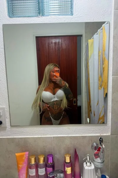 Sofi (27 años) — Moreno, Argentina - 8