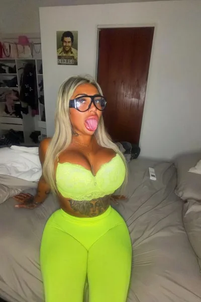 Sofi (27 años) — Moreno, Argentina - 14
