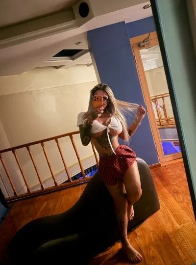 Sofi (27 anos) — Moreno, Argentina - 2