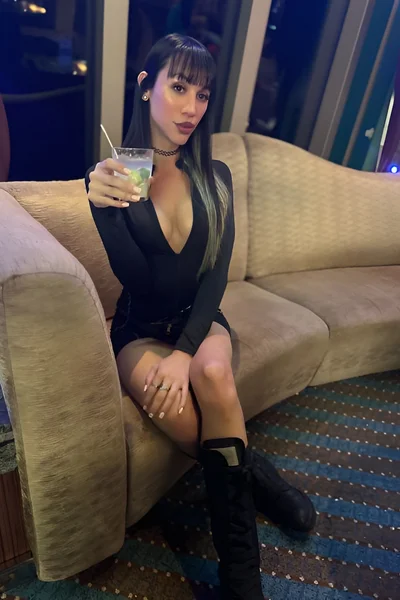Nay (26 años) — Palermo, Argentina - 196