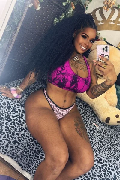Isabella Ts (28 años) — Microcentro, Argentina - 22