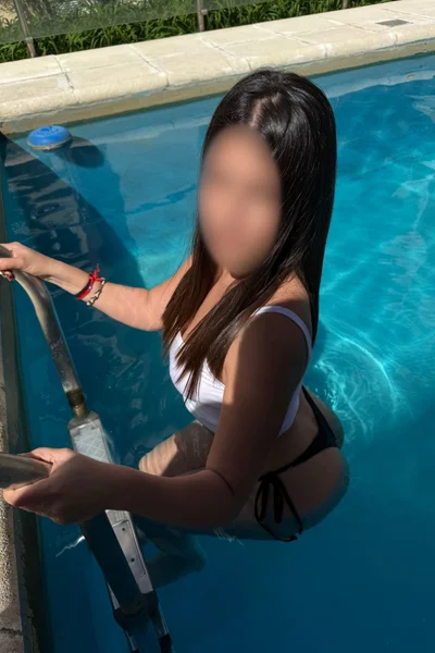 Brisa (18 años) — Recoleta, Argentina - 2