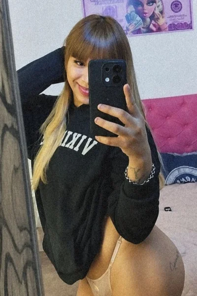 Lulu (26 anos) — Capital, Argentina - 1