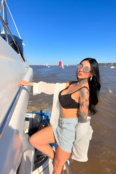 Sasha (21 años) — San Telmo, Argentina - 11
