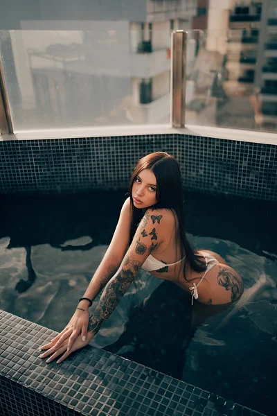 Sasha (21 años) — San Telmo, Argentina - 59